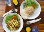 Makan siang di Bali Ratu